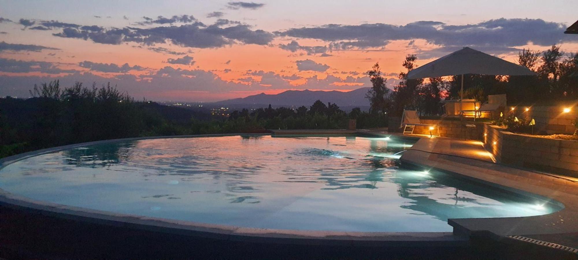 Villa In Campagna Costa Al Bagno มนโตโปลิอินวัลดาร์โน ภายนอก รูปภาพ