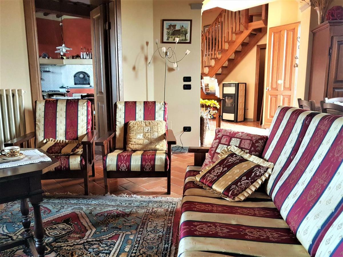Villa In Campagna Costa Al Bagno มนโตโปลิอินวัลดาร์โน ภายนอก รูปภาพ