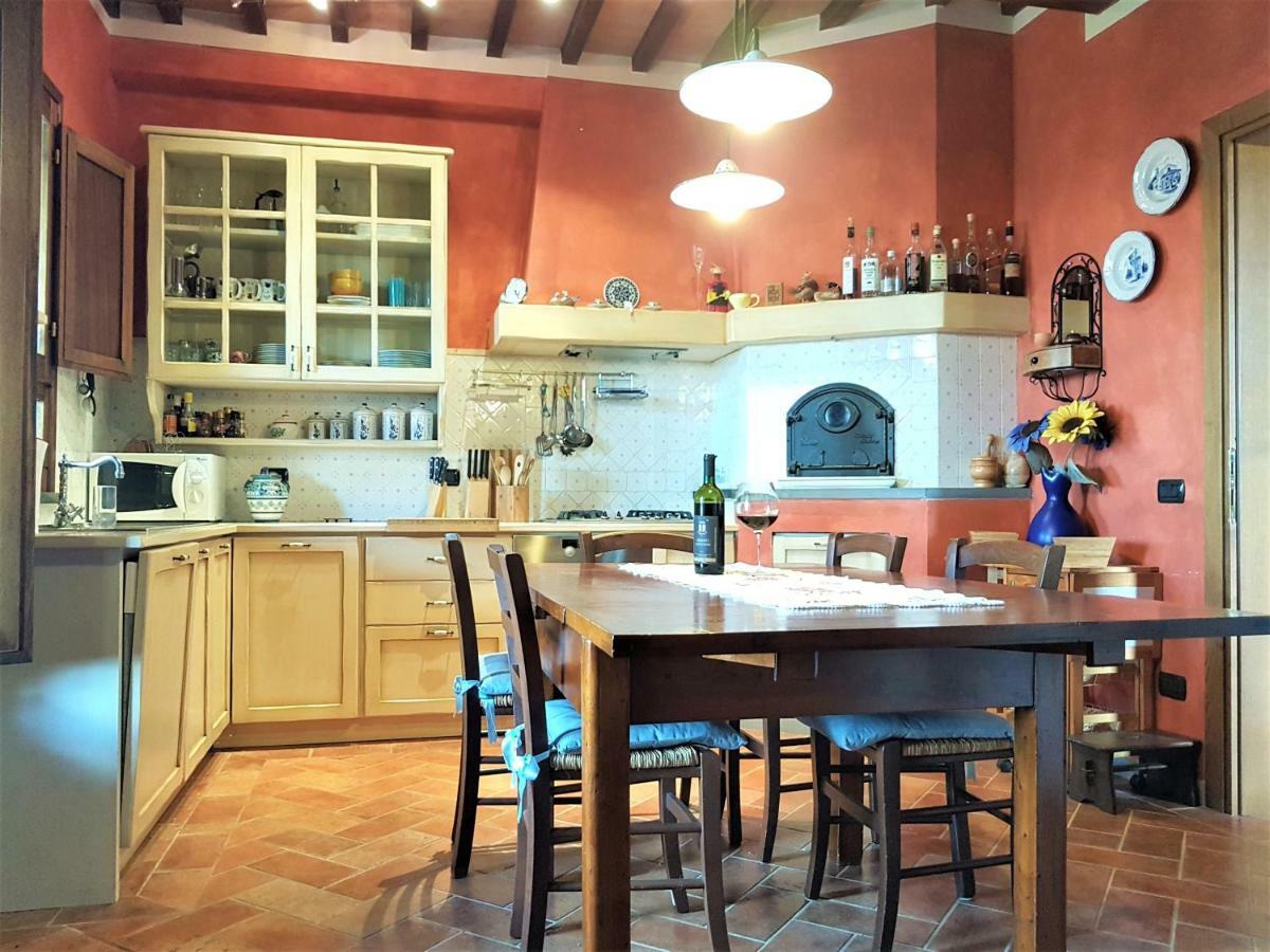 Villa In Campagna Costa Al Bagno มนโตโปลิอินวัลดาร์โน ภายนอก รูปภาพ