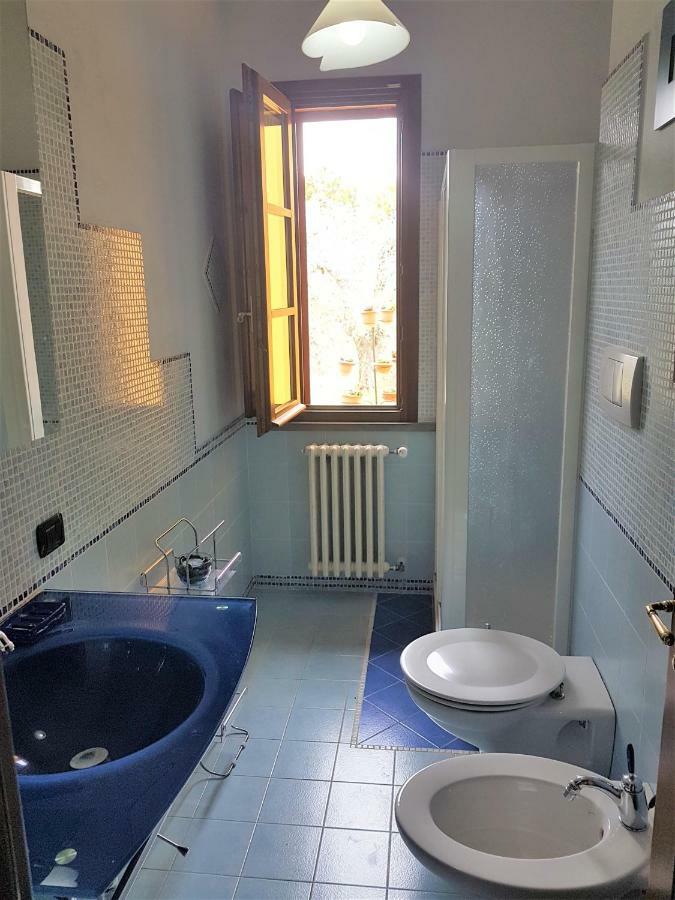 Villa In Campagna Costa Al Bagno มนโตโปลิอินวัลดาร์โน ภายนอก รูปภาพ